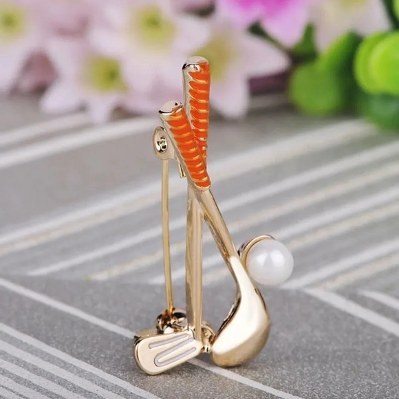 VQ Golf Sport Brooch - Picture 1 of 6